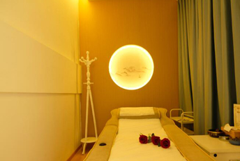 武汉洪山区日式指压的寂静美学:在按压中听见雪落的声音